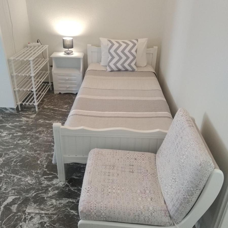 Seaside Apartment *