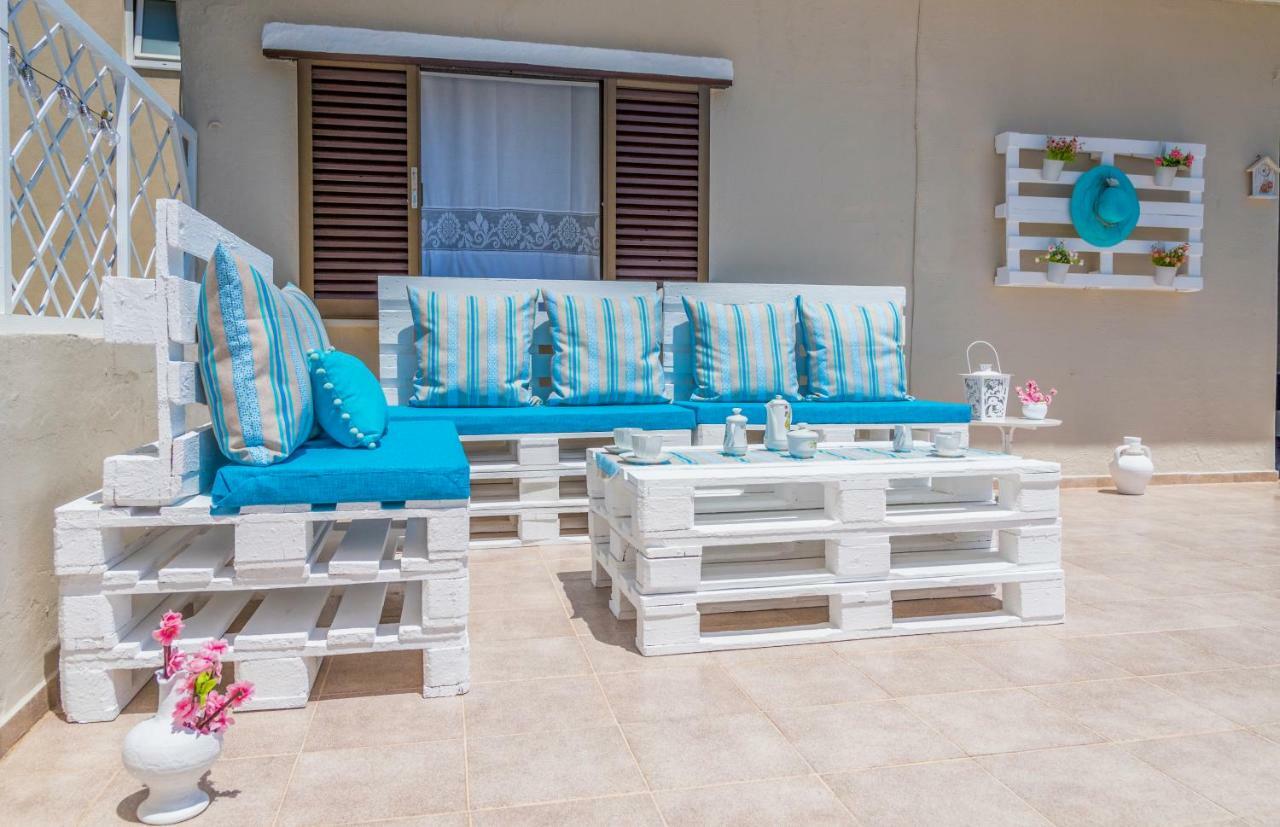 Seaside Apartment *
